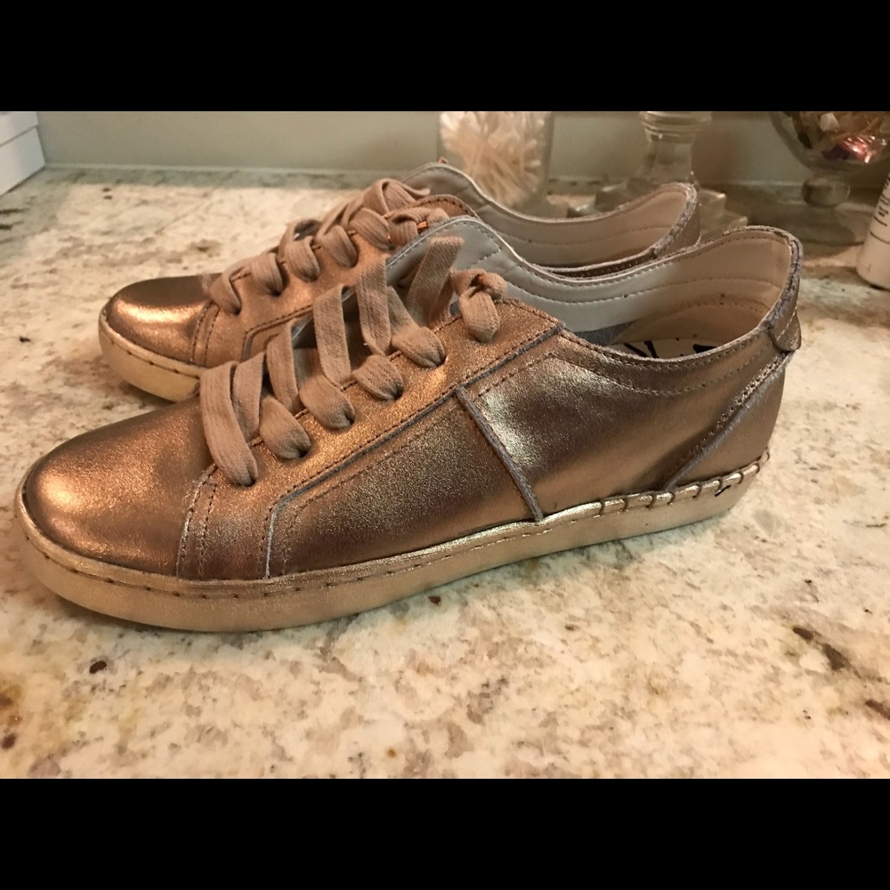 Dolce Vita Shoe